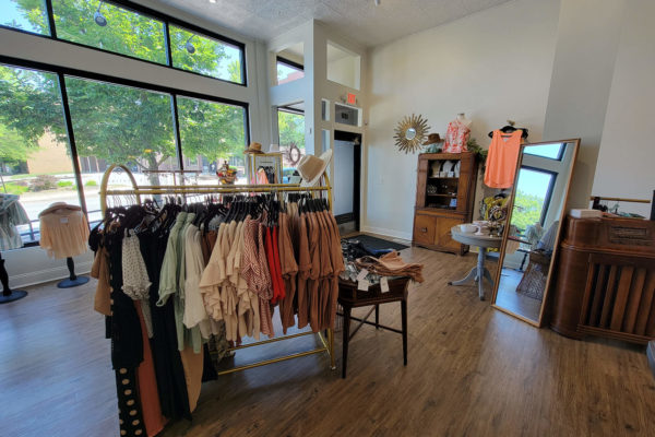 dali bliss salon & boutique interior boutique clothing display | Decatur, IL